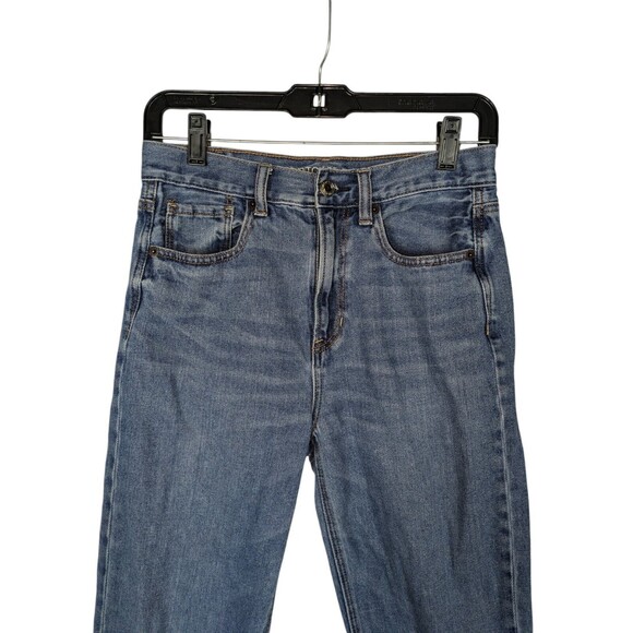 American Eagle Sz 2 Short Women's Blue Light Wash High Rise Mom Jeans - Picture 2 of 7